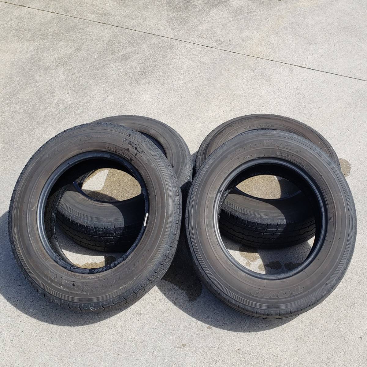 TOYO V-02e 中古タイヤ 185/75R15 106/104L LT 4本セット　