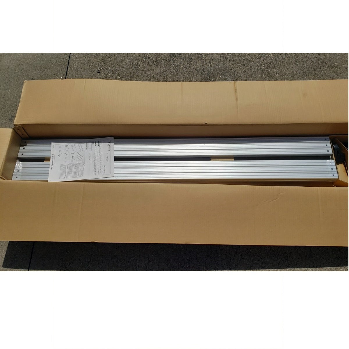 トヨタ KDH201V HIACE 純正ルーフラック 08301-26080 THULE 新品 未使用 一式